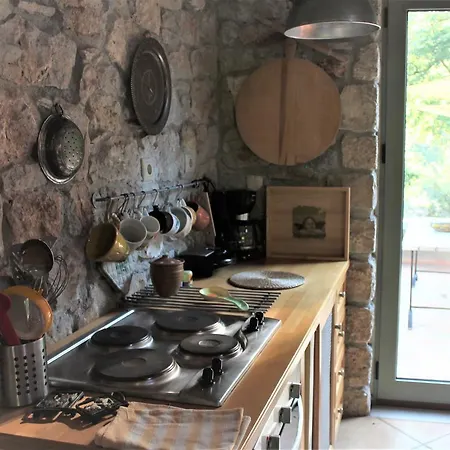 Сasa de vacaciones Pili Country House *